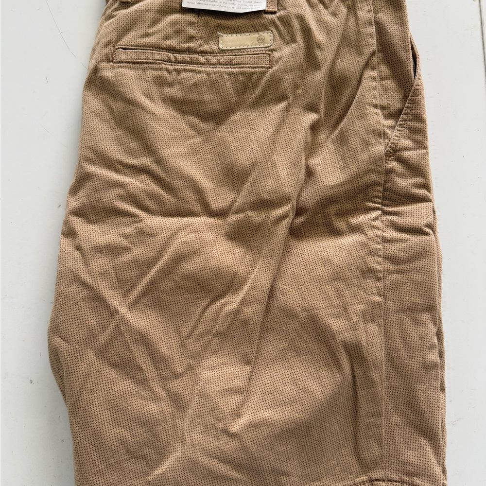 Men's Tan Shorts